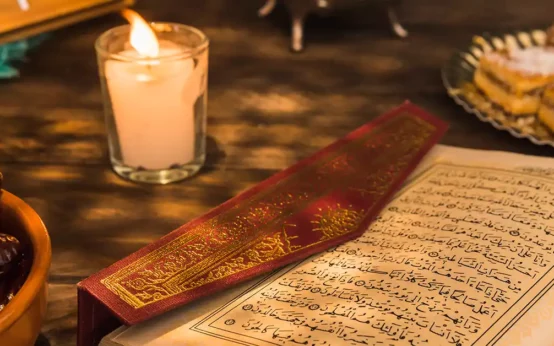 هل يجوز قراءة القران بدون وضوء